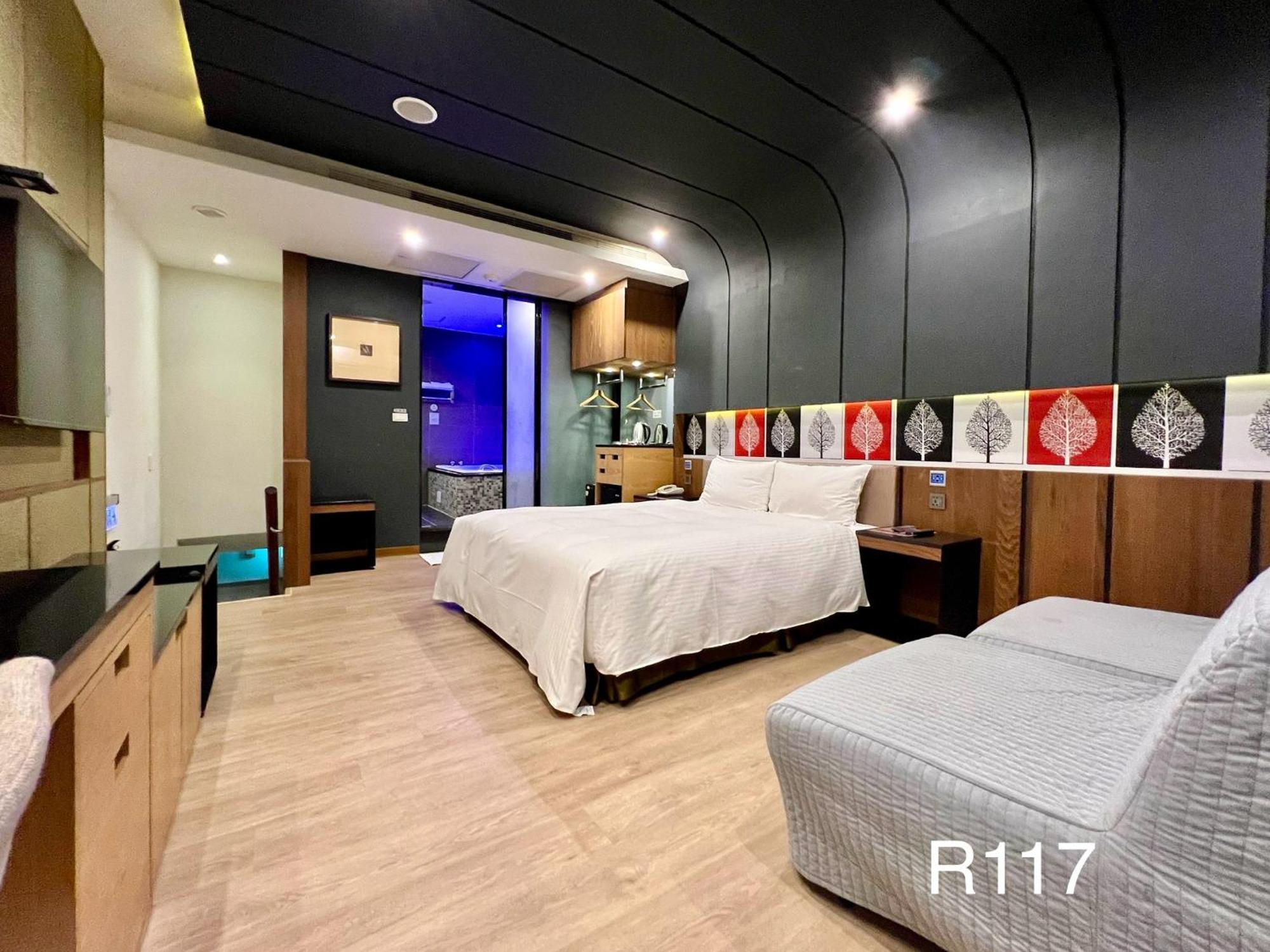Catwalk Motel -Tainan Exterior photo