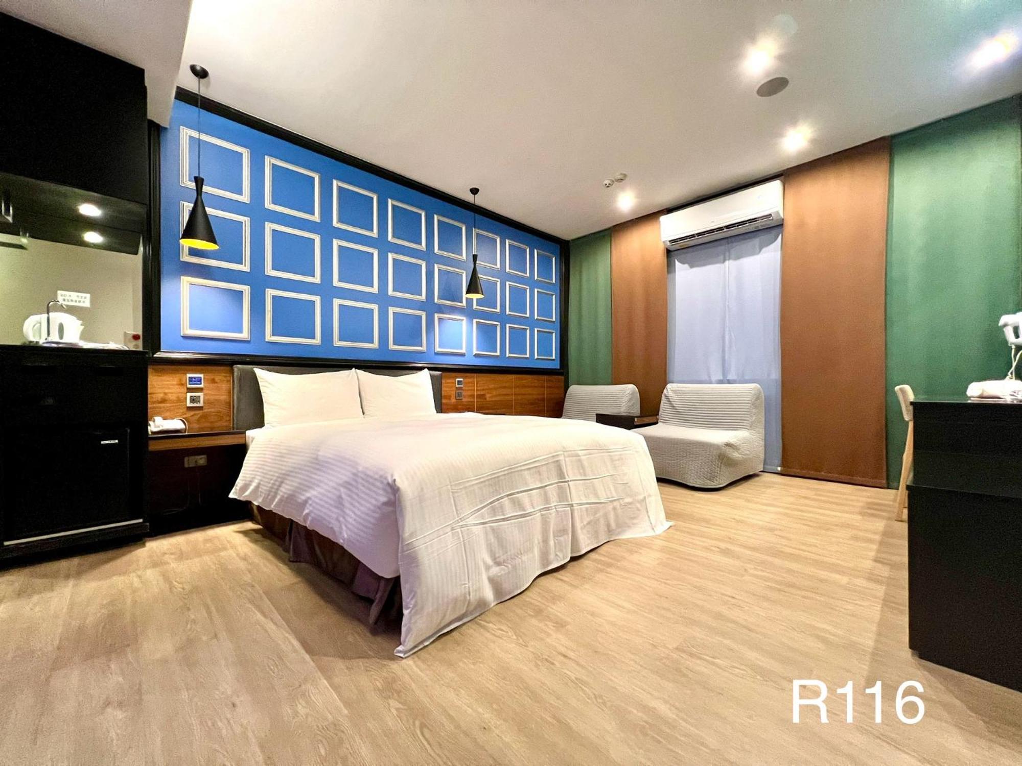 Catwalk Motel -Tainan Exterior photo